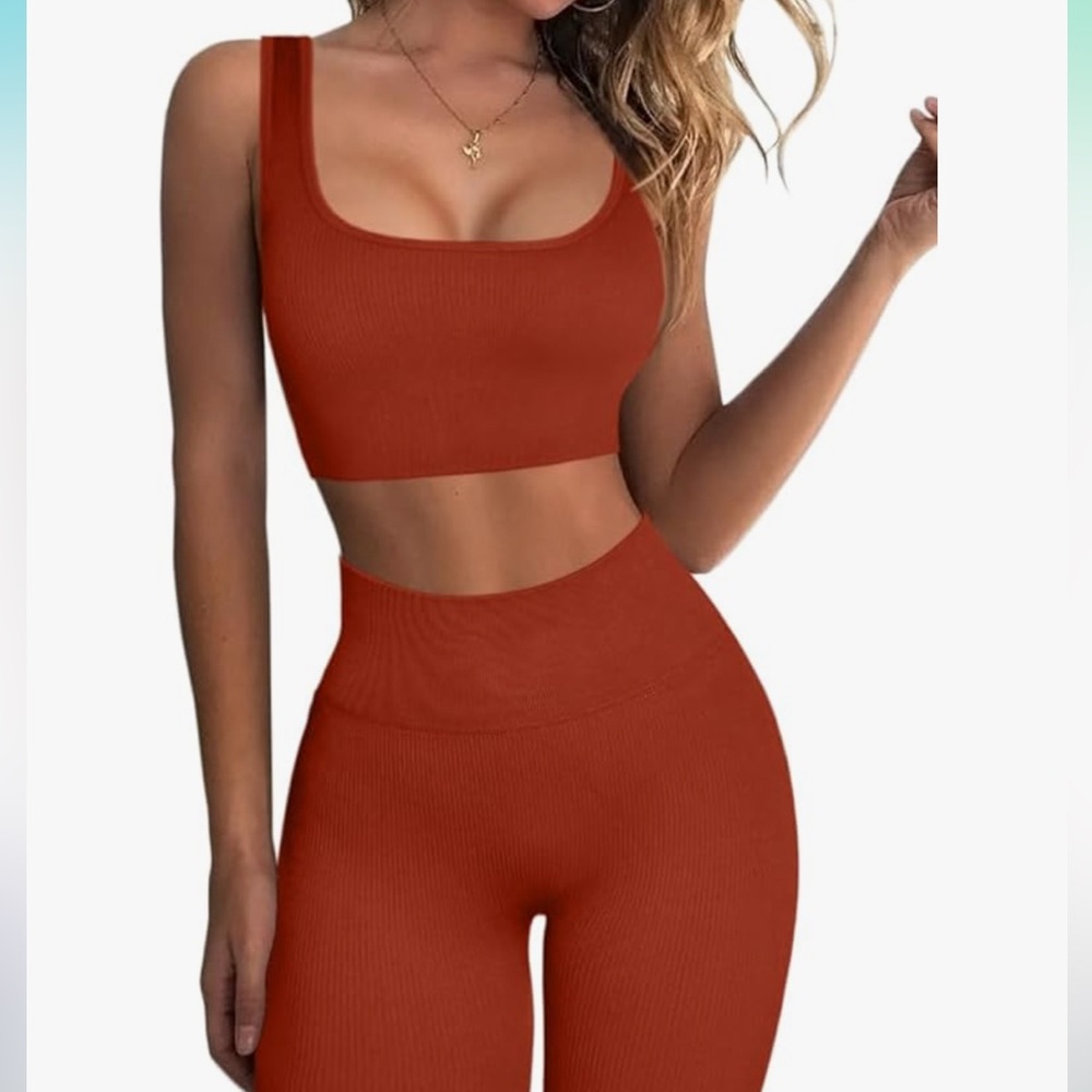 Like New Athletic Set in Large